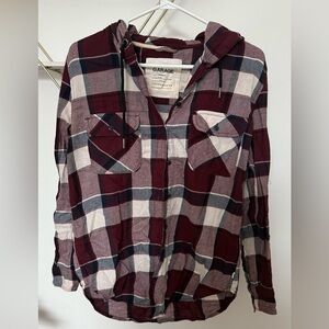 Garage Burgundy Navy and White Plaid Flannel Style Hooded Button-Up Shirt XS